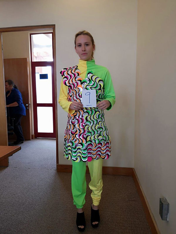 Línea de Vestuario basada en Sala Percepción de MIM