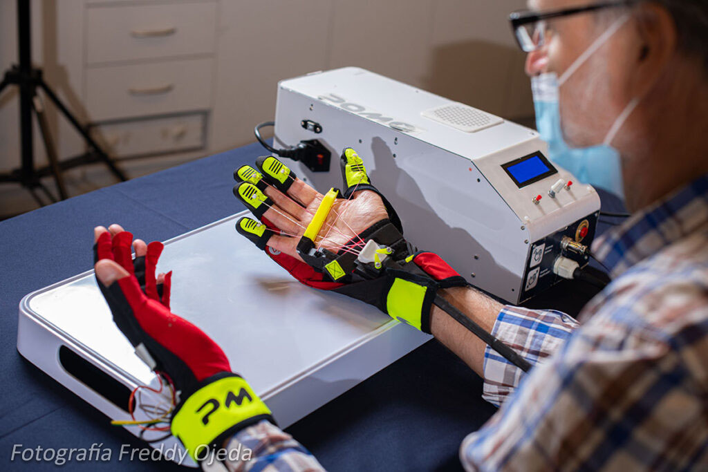 Etapa 2 (2020) Dispositivo Rehabilitación Pacientes Accidentes Cerebro Vascular