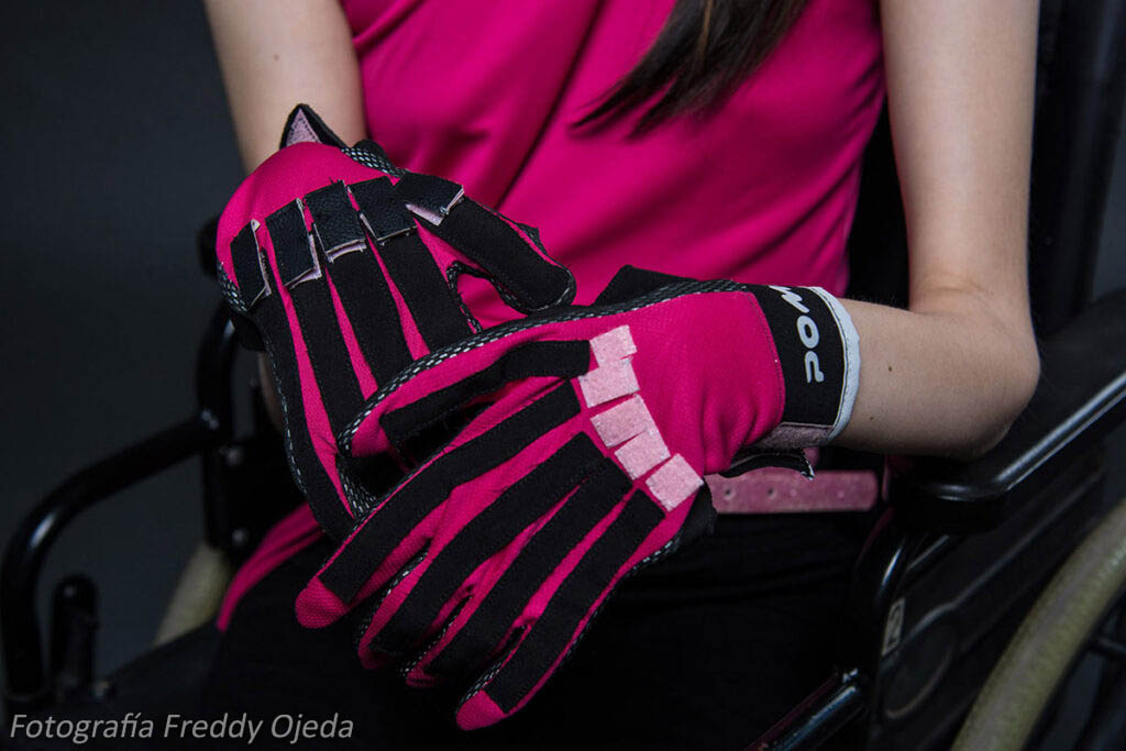 Etapa 1 (2019) Dispositivo Rehabilitación Pacientes Accidentes Cerebro Vascular