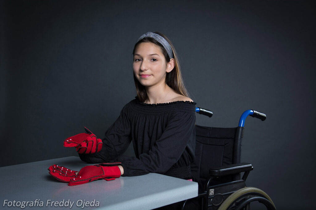 Etapa 1 (2019) Dispositivo Rehabilitación Pacientes Accidentes Cerebro Vascular