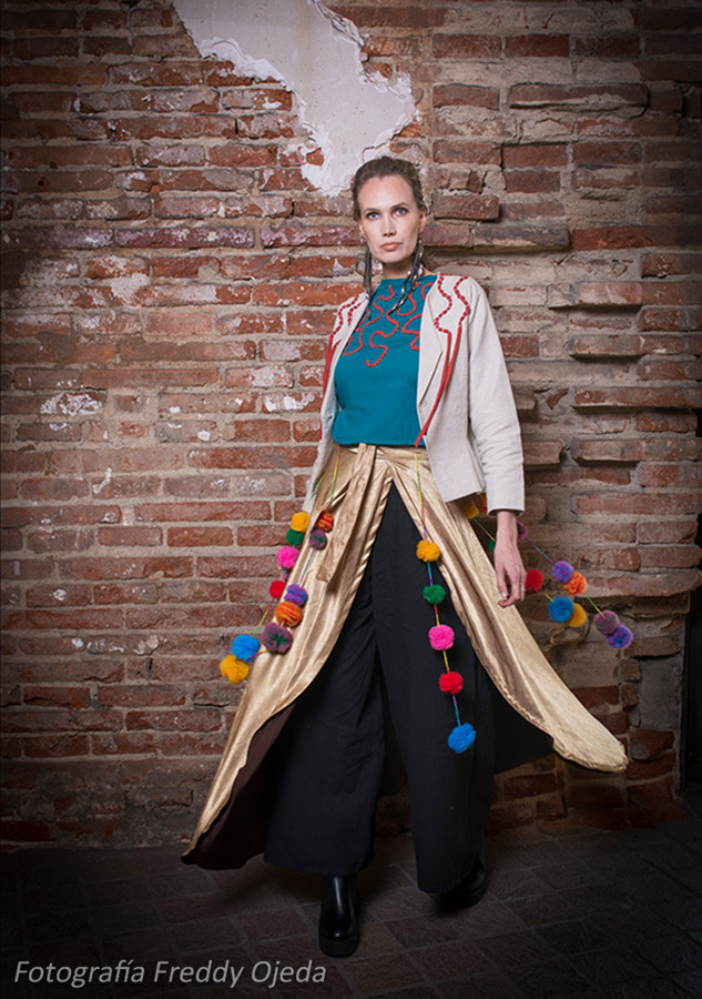 Vestuario Escénico para Cantautora Porteña Pascuala Ilabaca