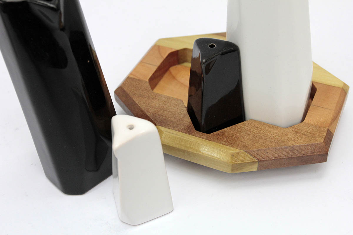 Productos Diferenciados en Cerámica Esmaltada y Madera