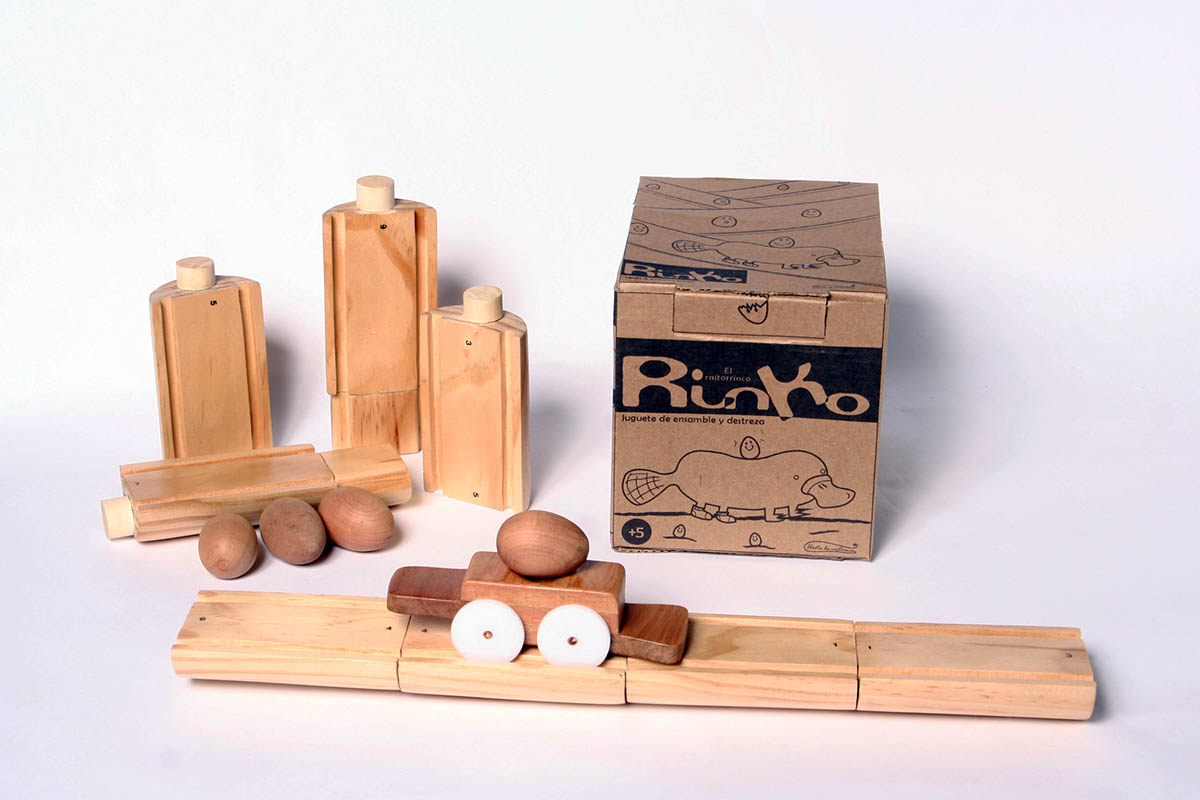 Diseño y Desarrollo de Juguetes con Maderas Nativas