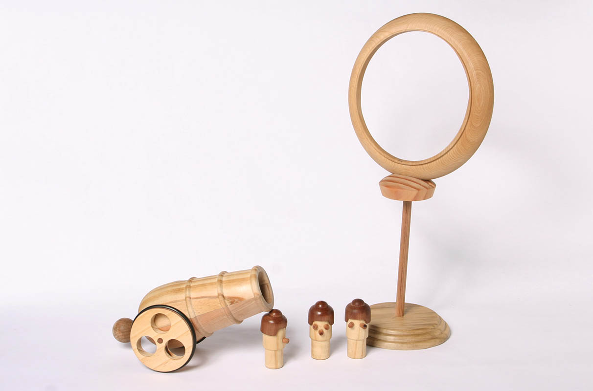 Diseño y Desarrollo de Juguetes con Maderas Nativas