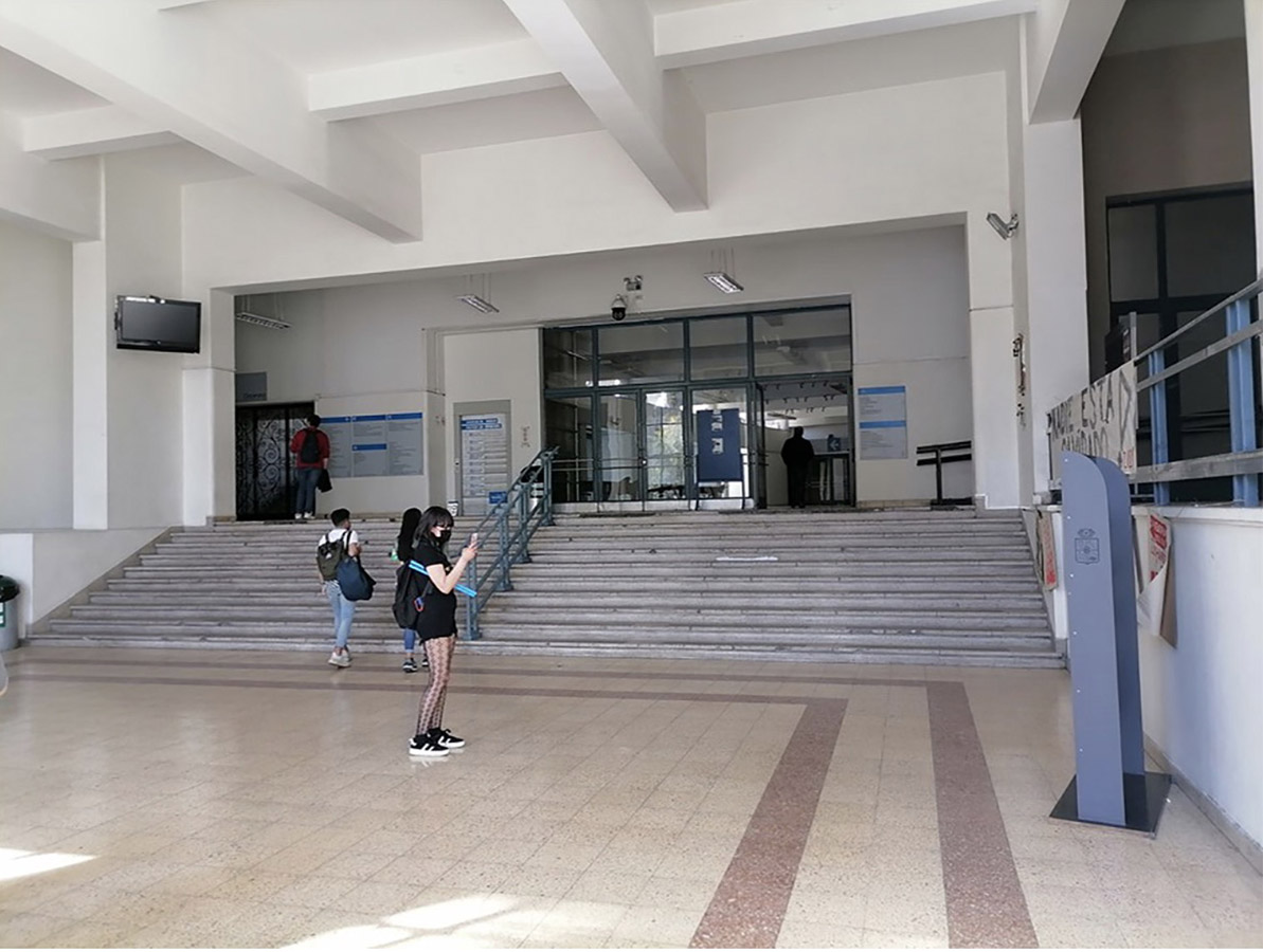 Identidad y Wayfinding Facultad de Medicina U. de Chile