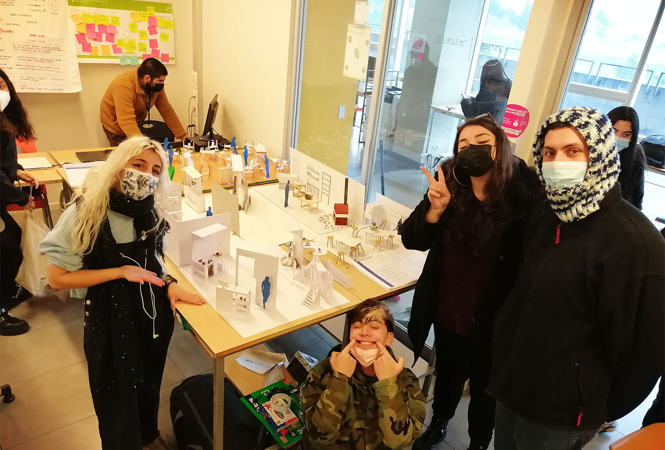 Showroom para Alfarería de Nacimiento