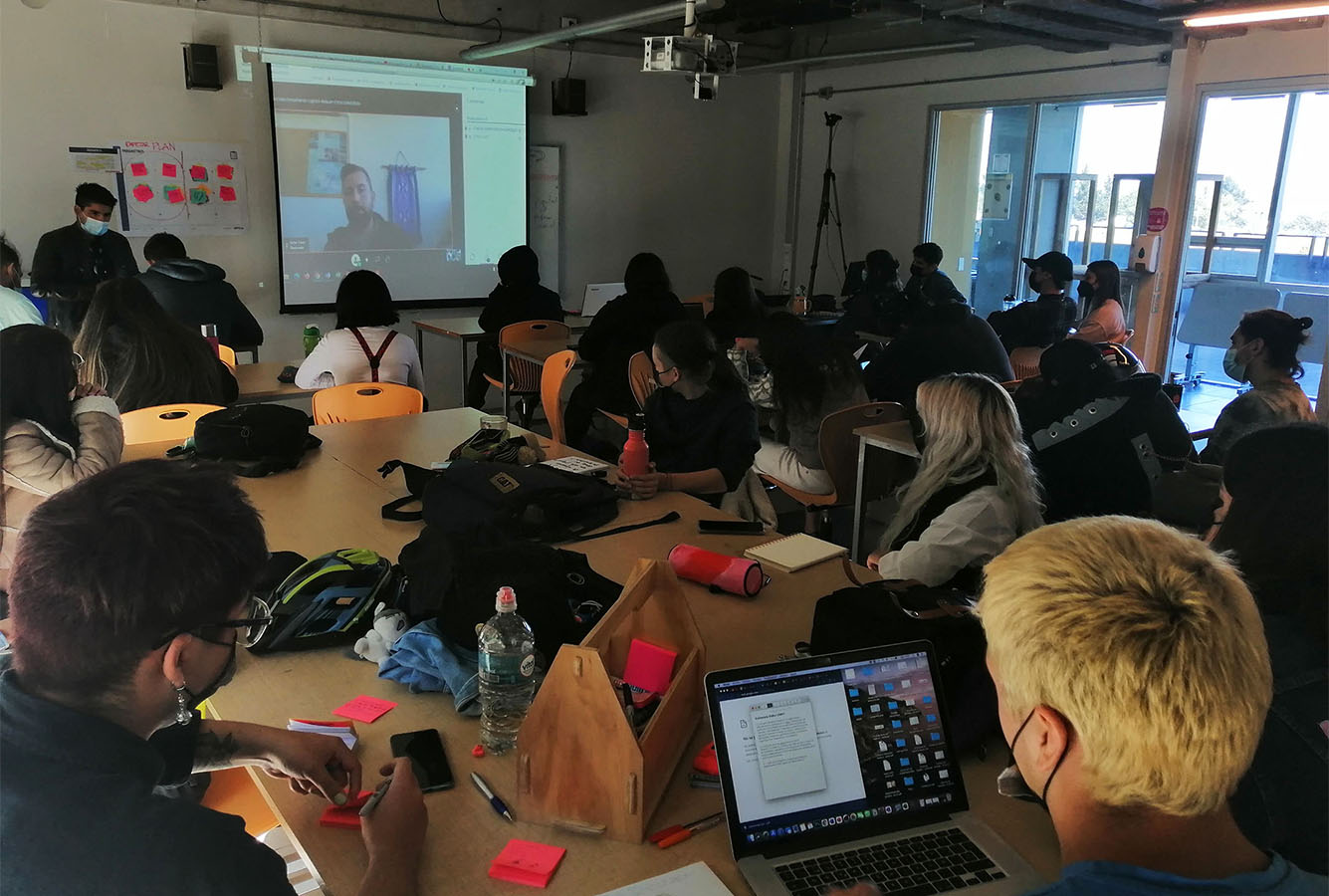 Showroom para Alfarería de Nacimiento