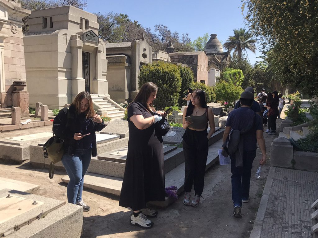 Mausoleos Calle Nicolás Vicuña (Cementerio General)
