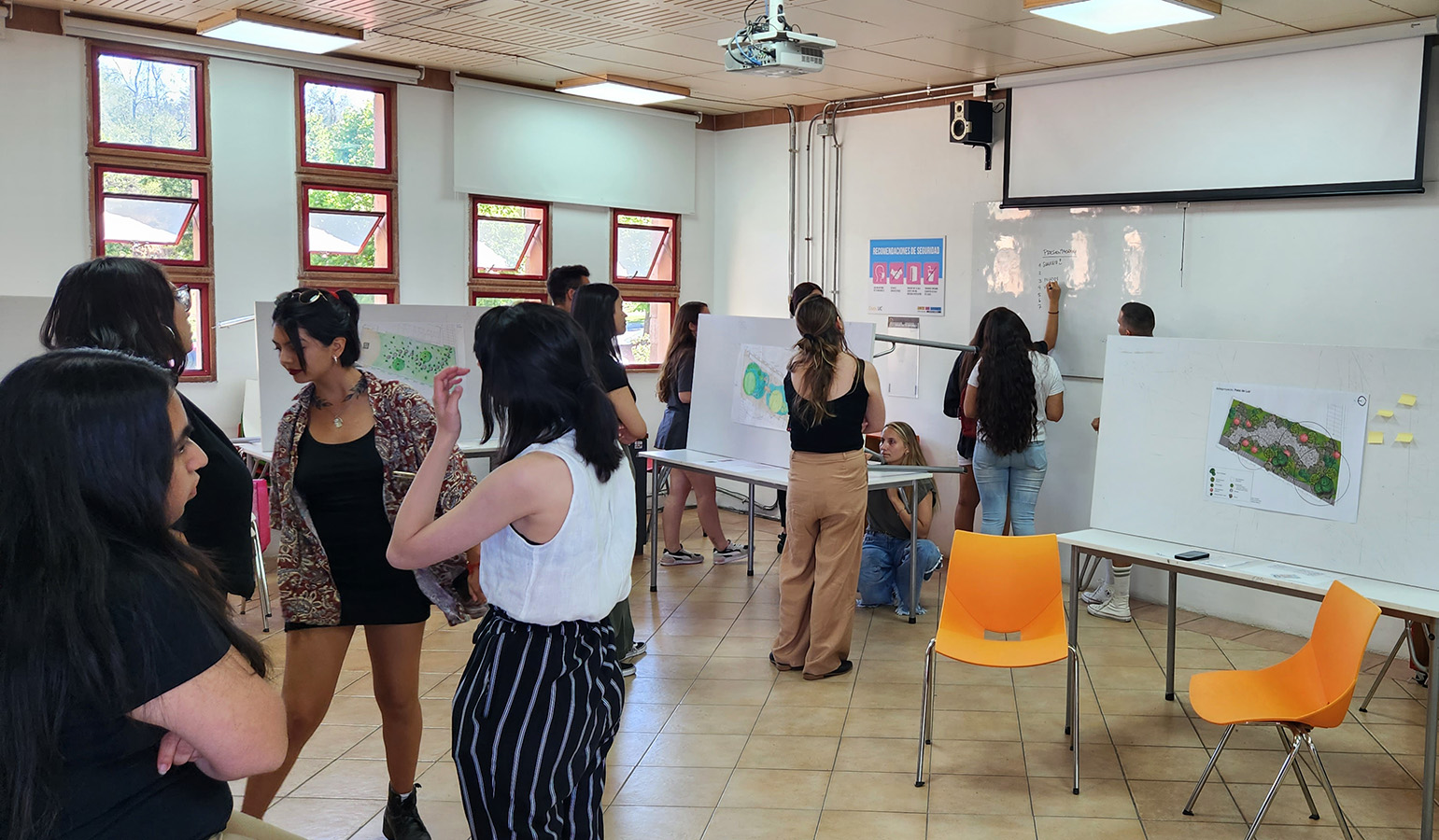 Jardín Interior Sede San Carlos de Apoquindo