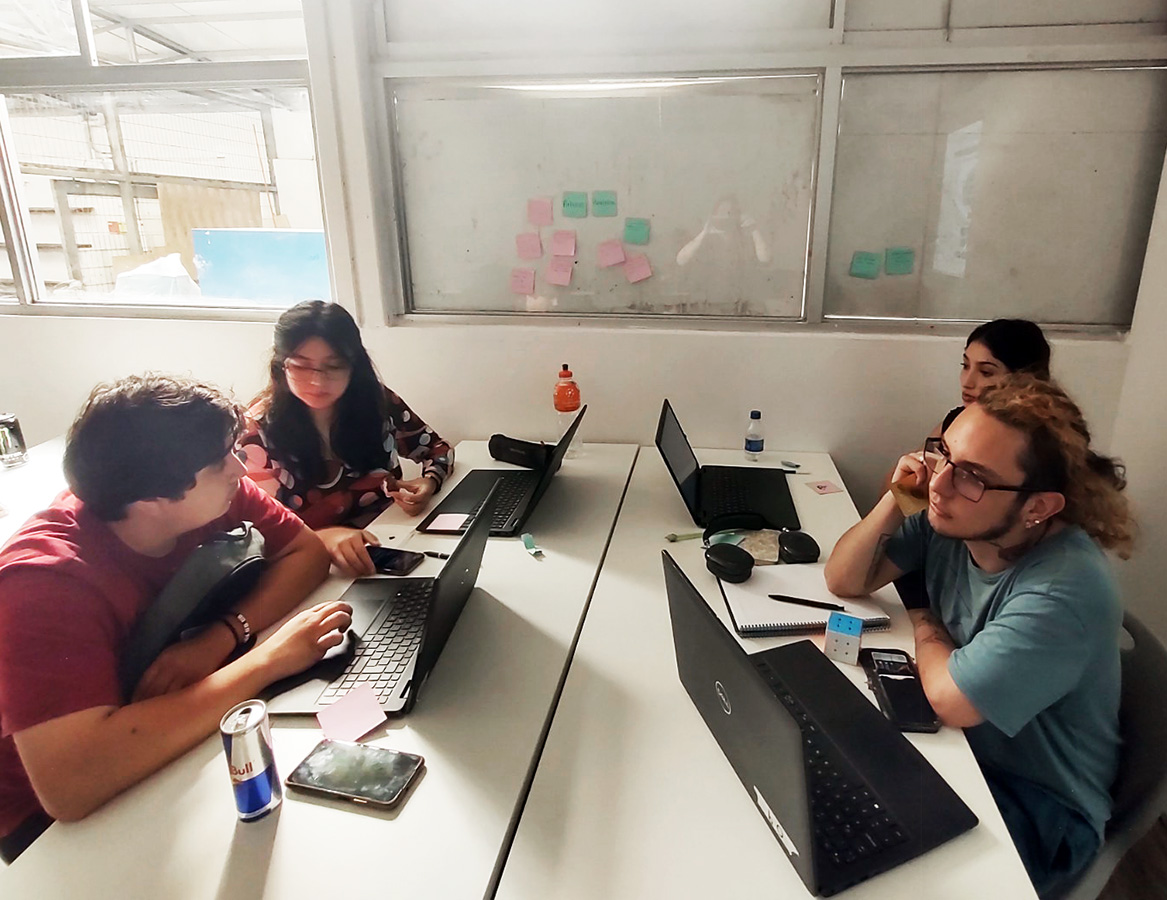 PROYECTO PROFESIONAL / ASMAR: Recit – Hypalon