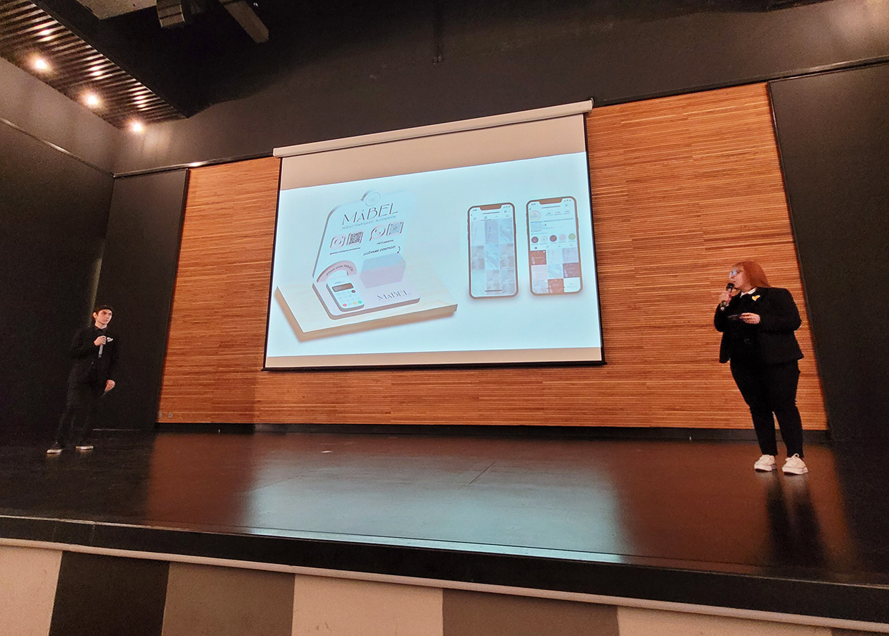 PROYECTO PROFESIONAL / Trabajo Colaborativo con Clientes Reales Autogestionados