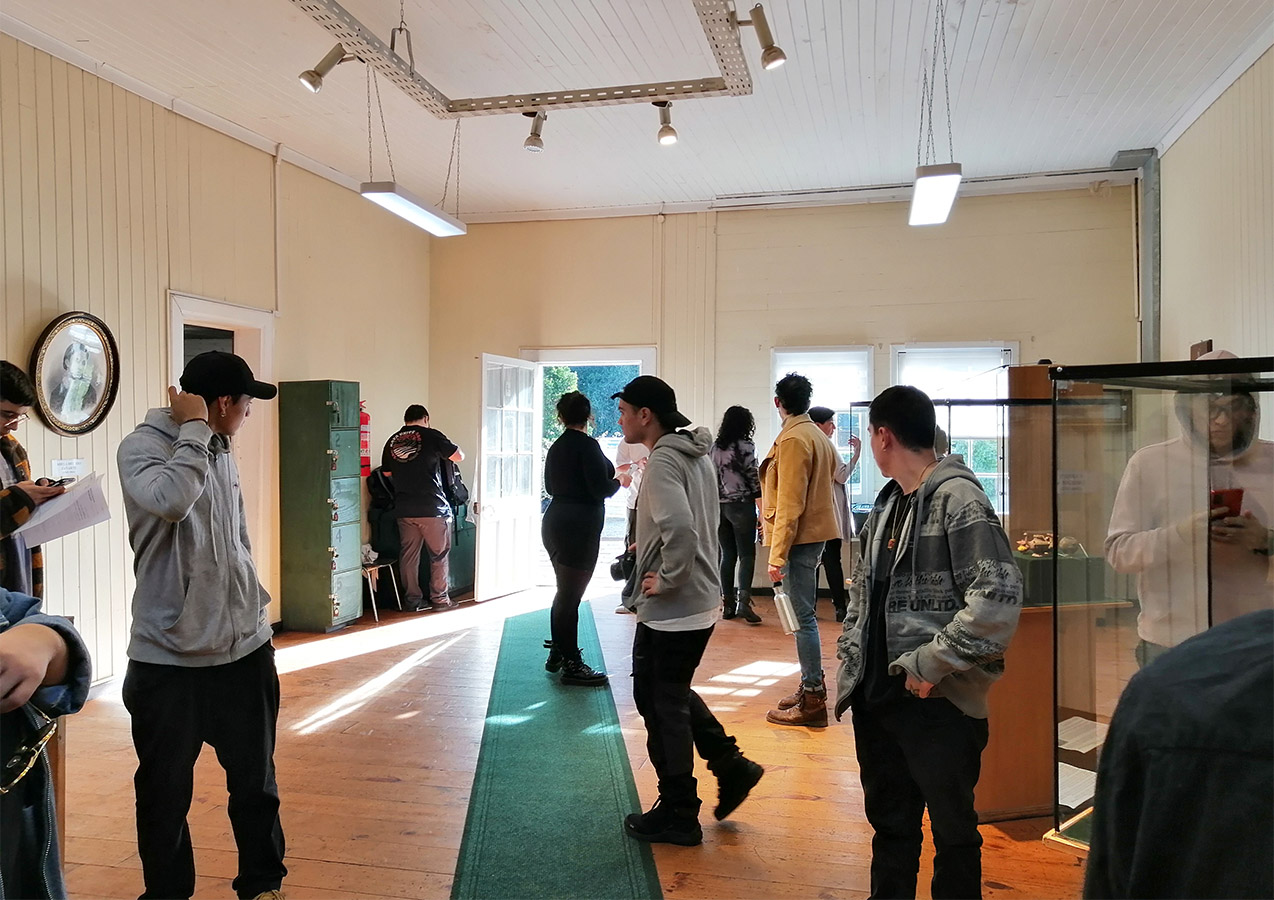 Pedro del Río Zañartu Recibe a Violeta Parra