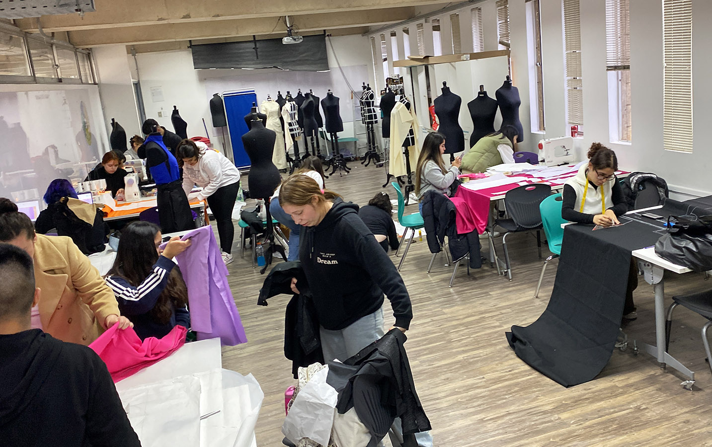 Desarrollo Colecciones / NEUTRO Ready to Wear