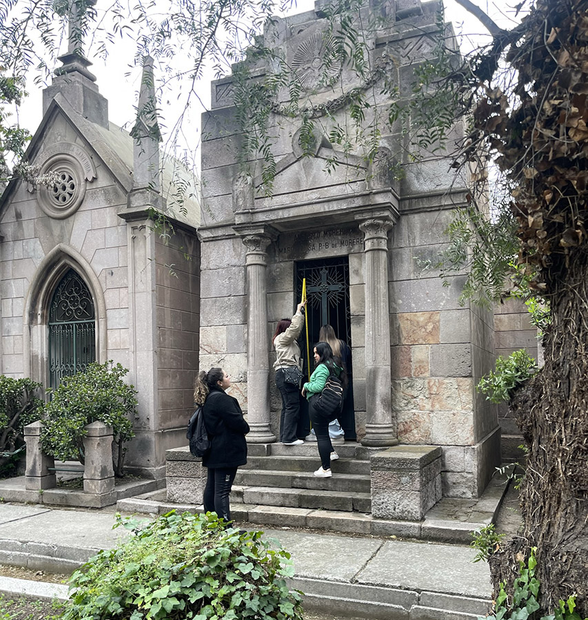 Levantamiento Planimetría Elevaciones Mausoleos Cementerio General