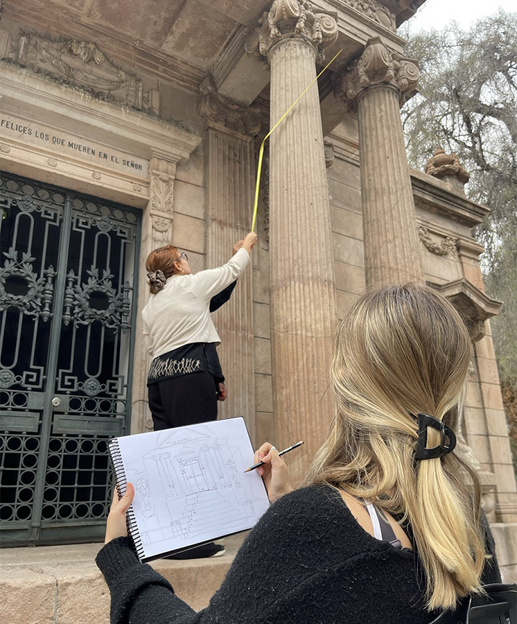 Levantamiento Planimetría Elevaciones Mausoleos Cementerio General