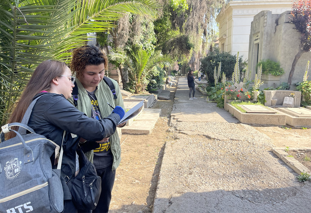 Levantamiento Planimetría Elevaciones Mausoleos Cementerio General
