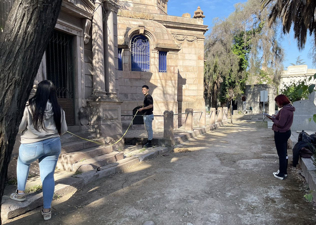 Levantamiento Planimetría Elevaciones Mausoleos Cementerio General
