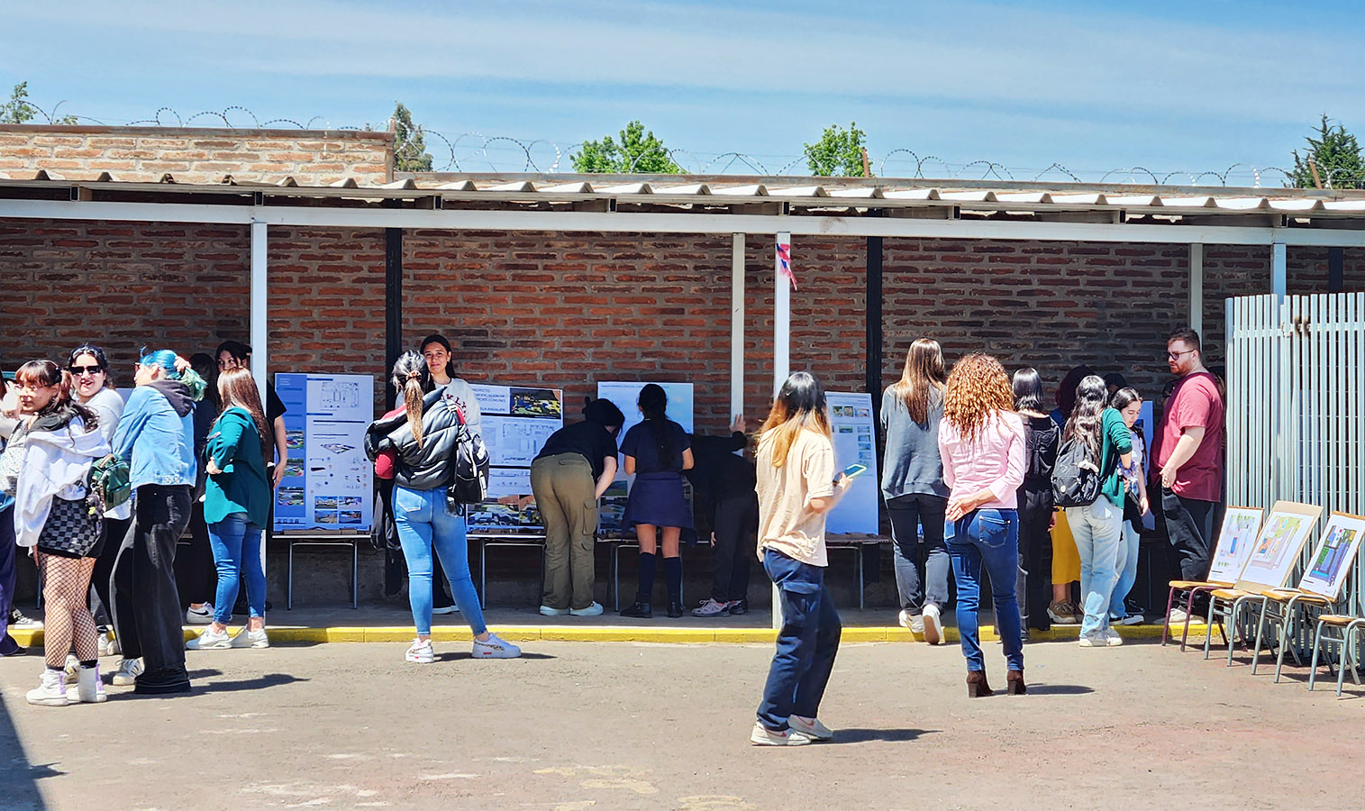Mejoramiento Espacios Exteriores Colegio Andalién