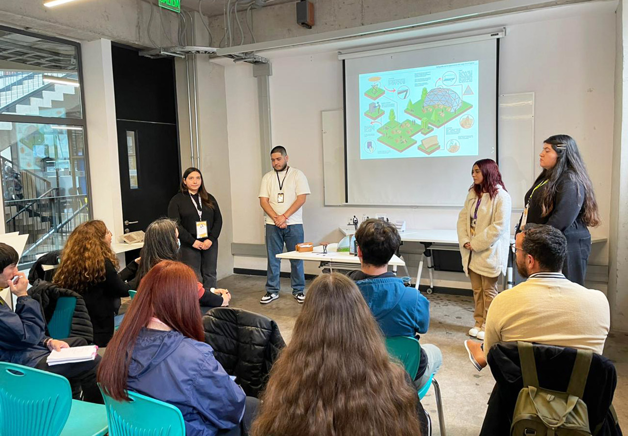 Fundación Angloamérica / Liceo Politécnico San Joaquín