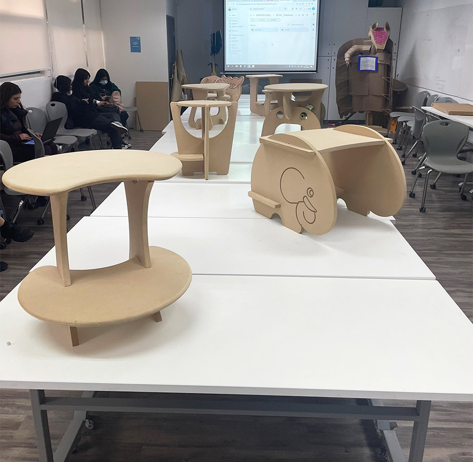 Mobiliario Armable en Madera de Lenga