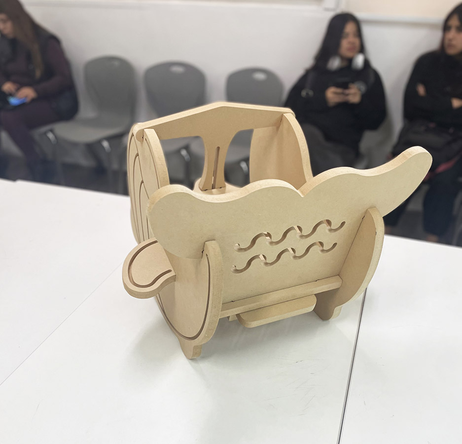 Mobiliario Armable en Madera de Lenga