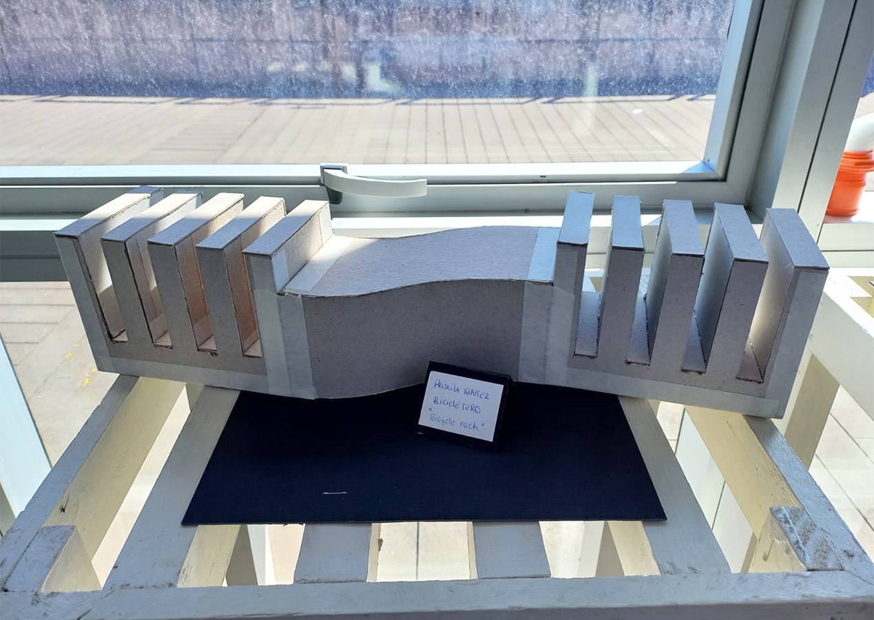 Mobiliario Urbano para Parque Pedro del Río Zañartu