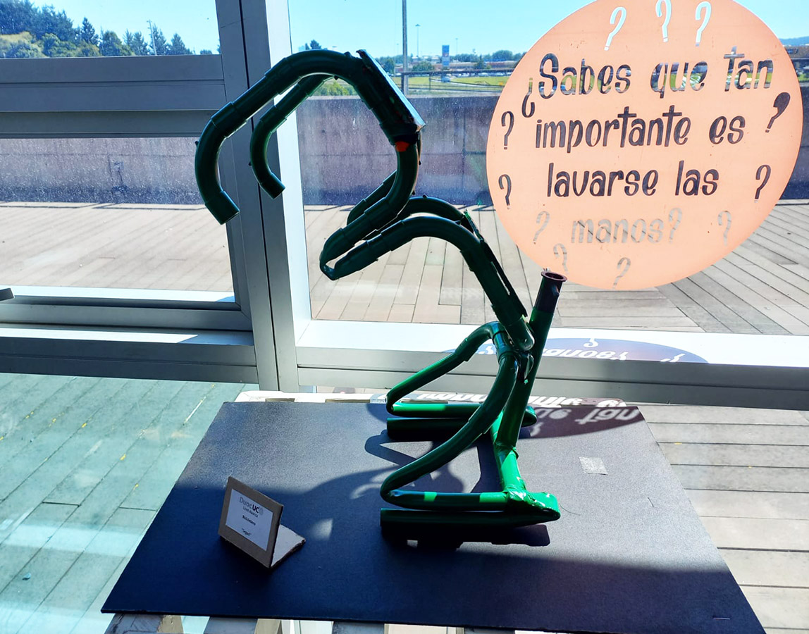 Mobiliario Urbano para Parque Pedro del Río Zañartu