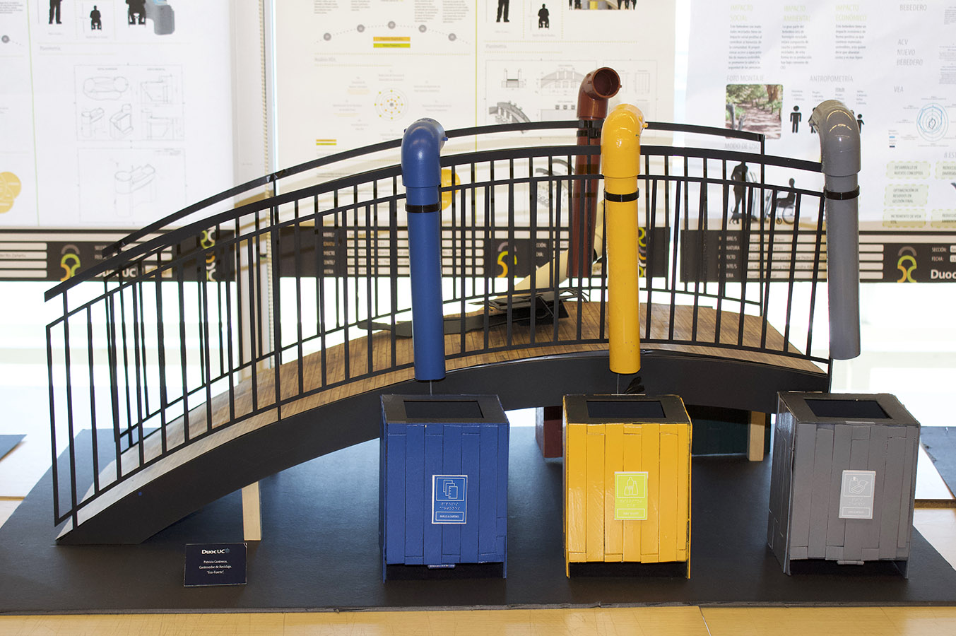 Mobiliario Urbano para Parque Pedro del Río Zañartu