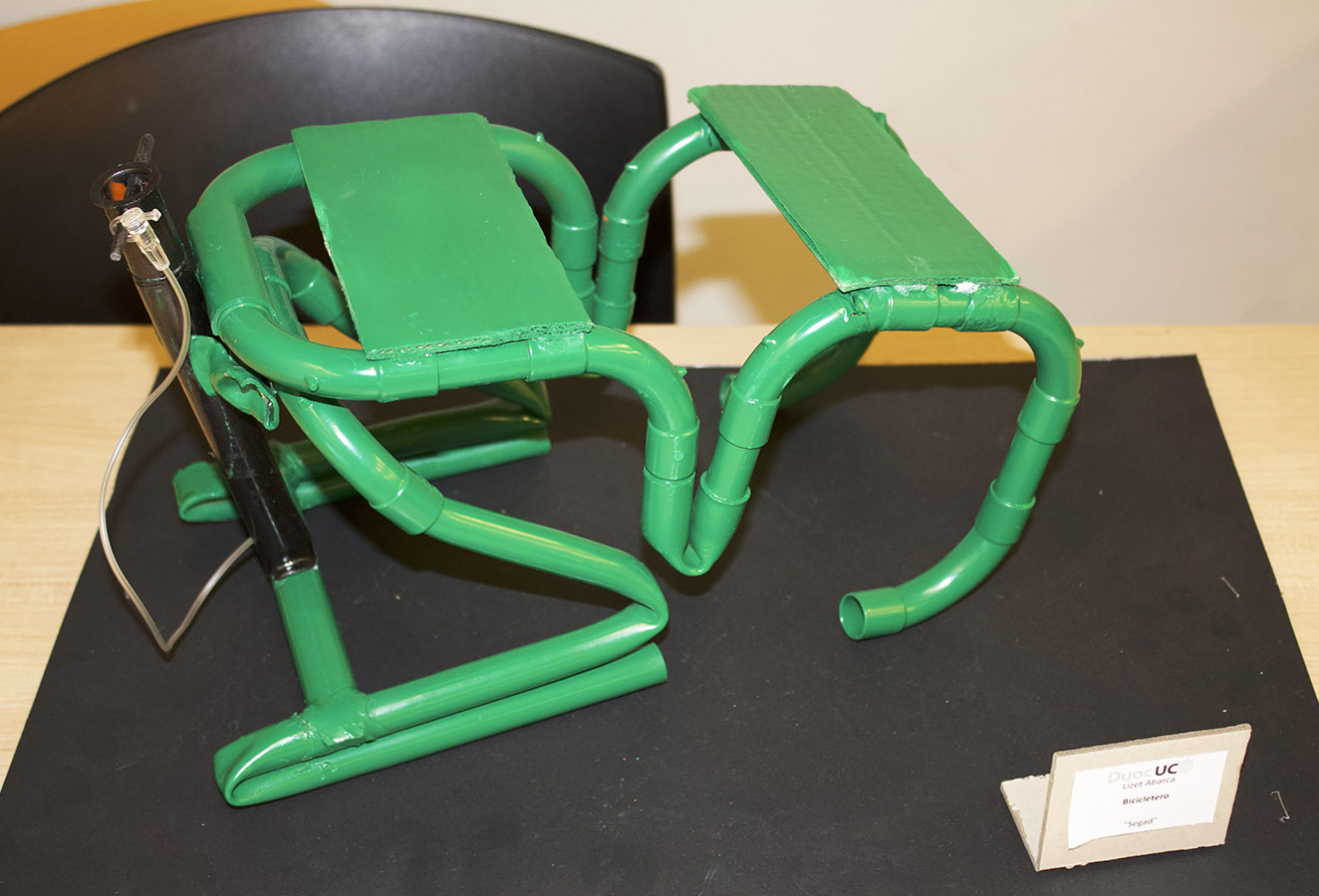 Mobiliario Urbano para Parque Pedro del Río Zañartu