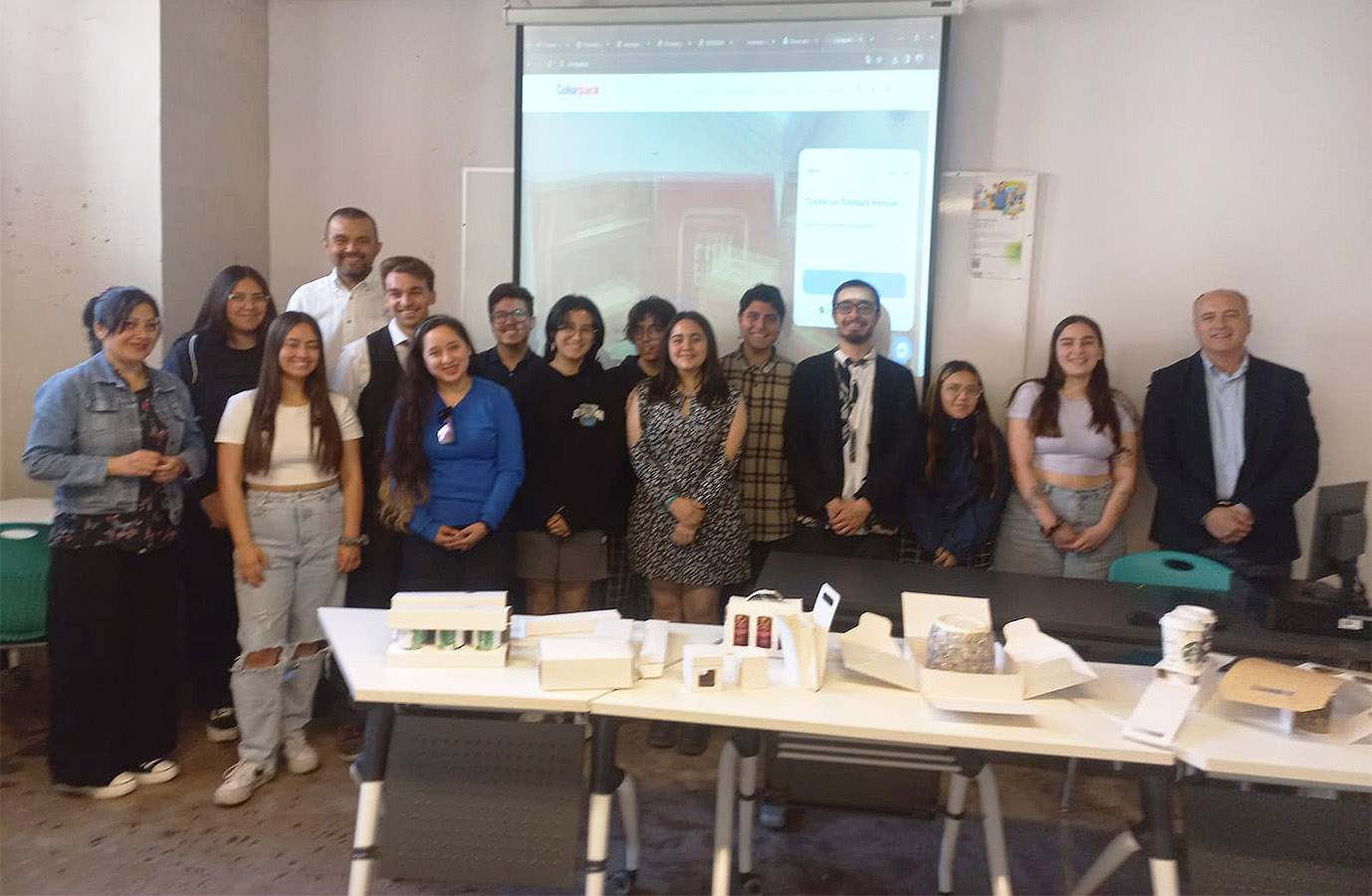 Desafío Packaging / Colorpack