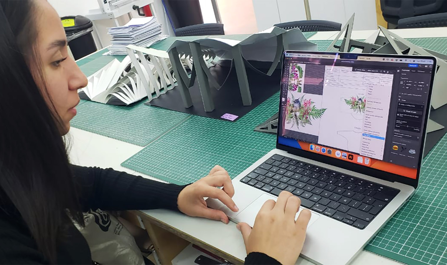 El Vestuario como un Lienzo / Colección FLORALIA