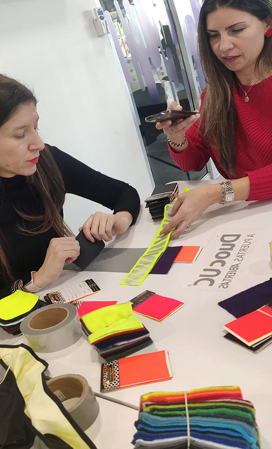 Diseño de Chaquetas de Alta Visibilidad