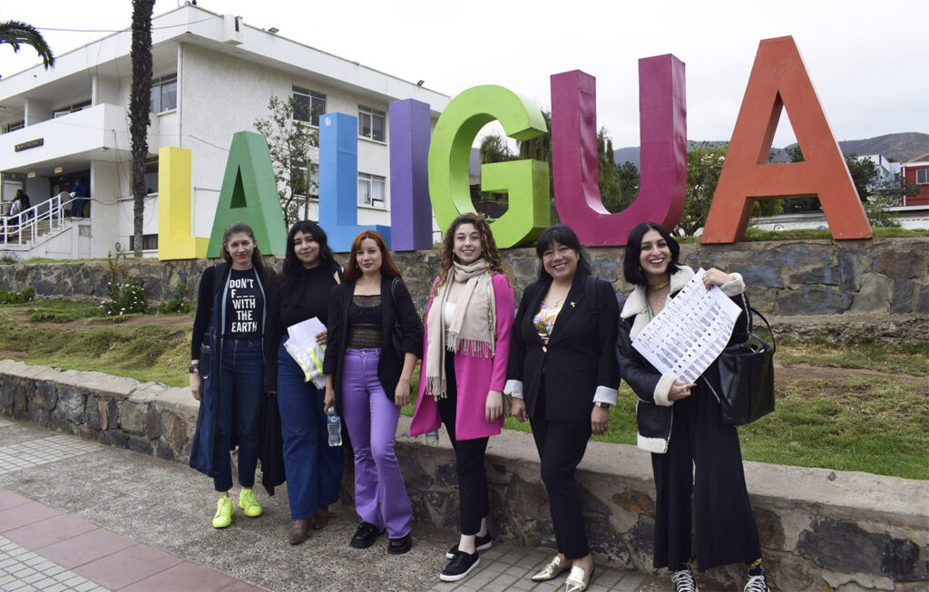 Generación de Prototipo de Vestuario “Palomitas de La Ligua”