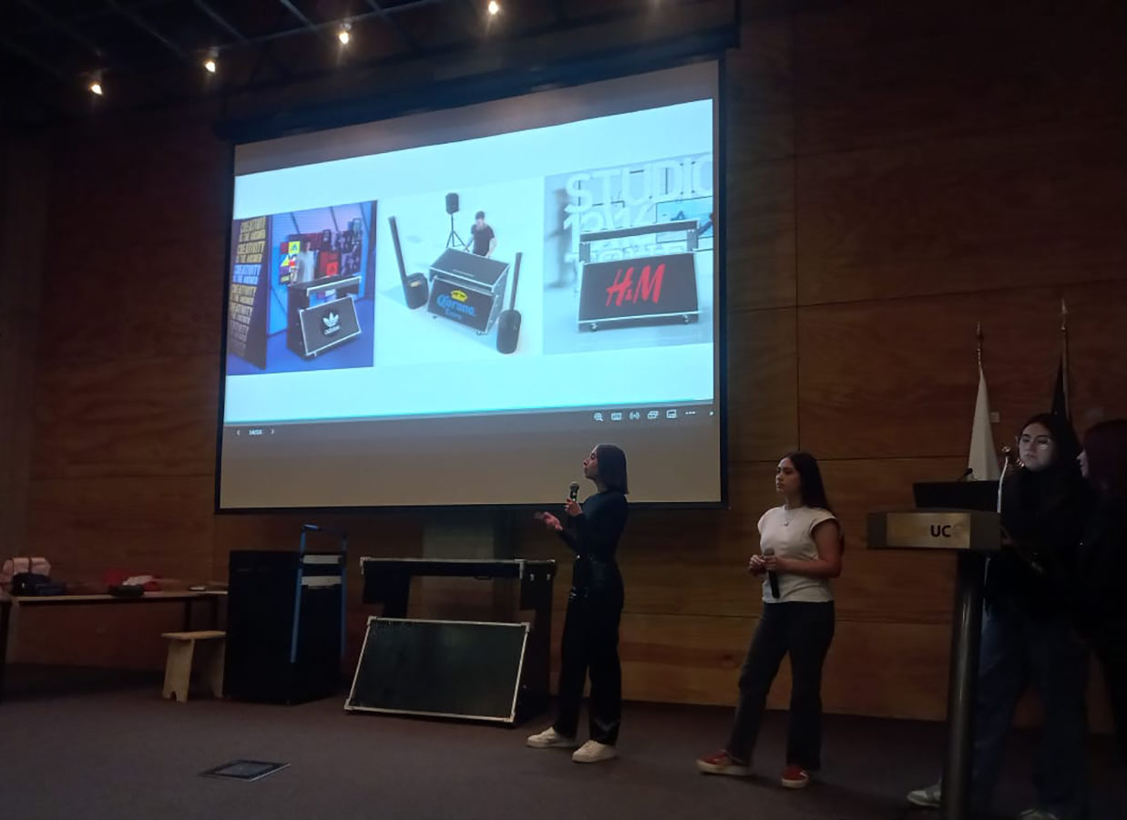 Trabajo Colaborativo con Clientes Reales (PAO)