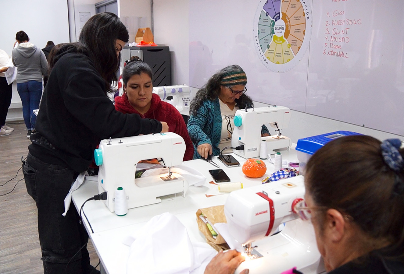 Taller Manualidades y Confección de Elementos para tu Hogar / Vecinas El Salto
