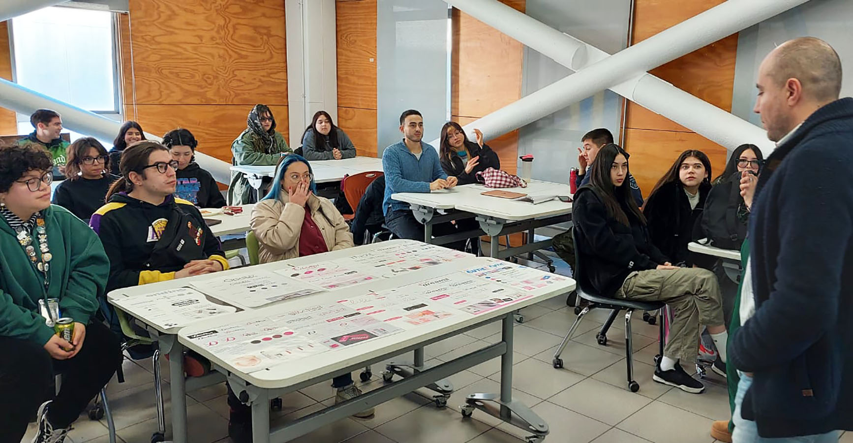 Imagen Corporativa + Packaging para beauty.plus