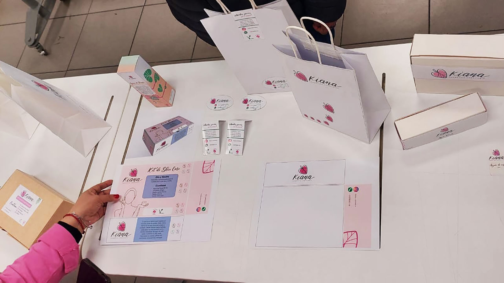 Imagen Corporativa + Packaging para Kiana Cosmética (ex Kalei)