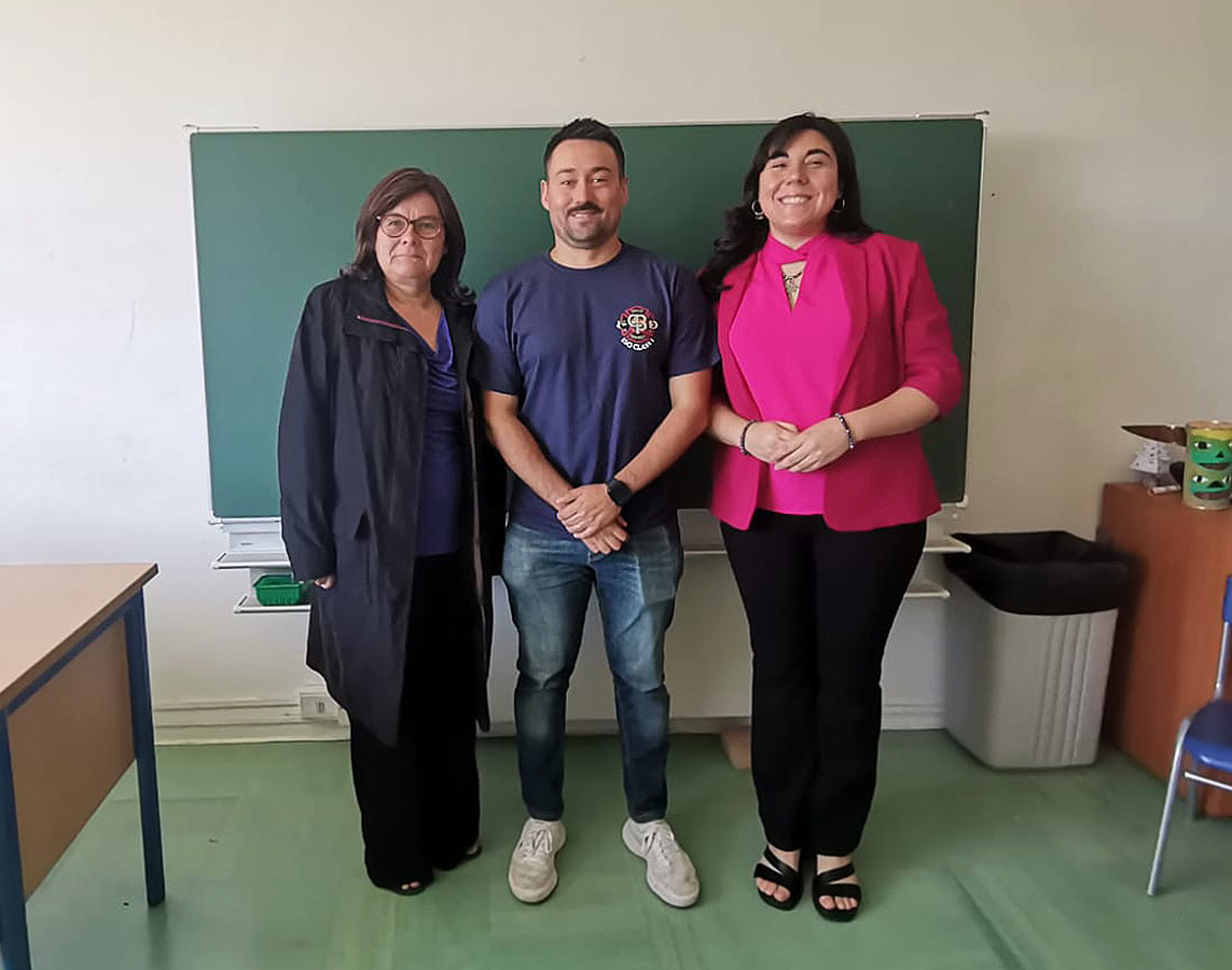 Uniforme Institucional Colegio Alemán Viña del Mar