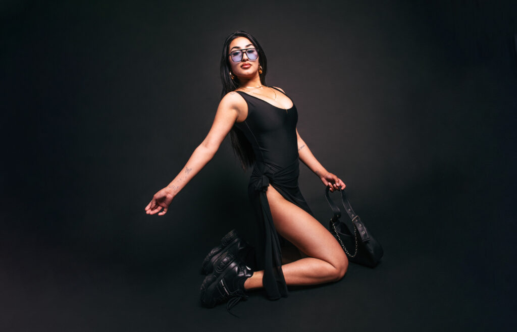 Vestuario + Traje de Baño para Academia de Yoga Karen Martínez