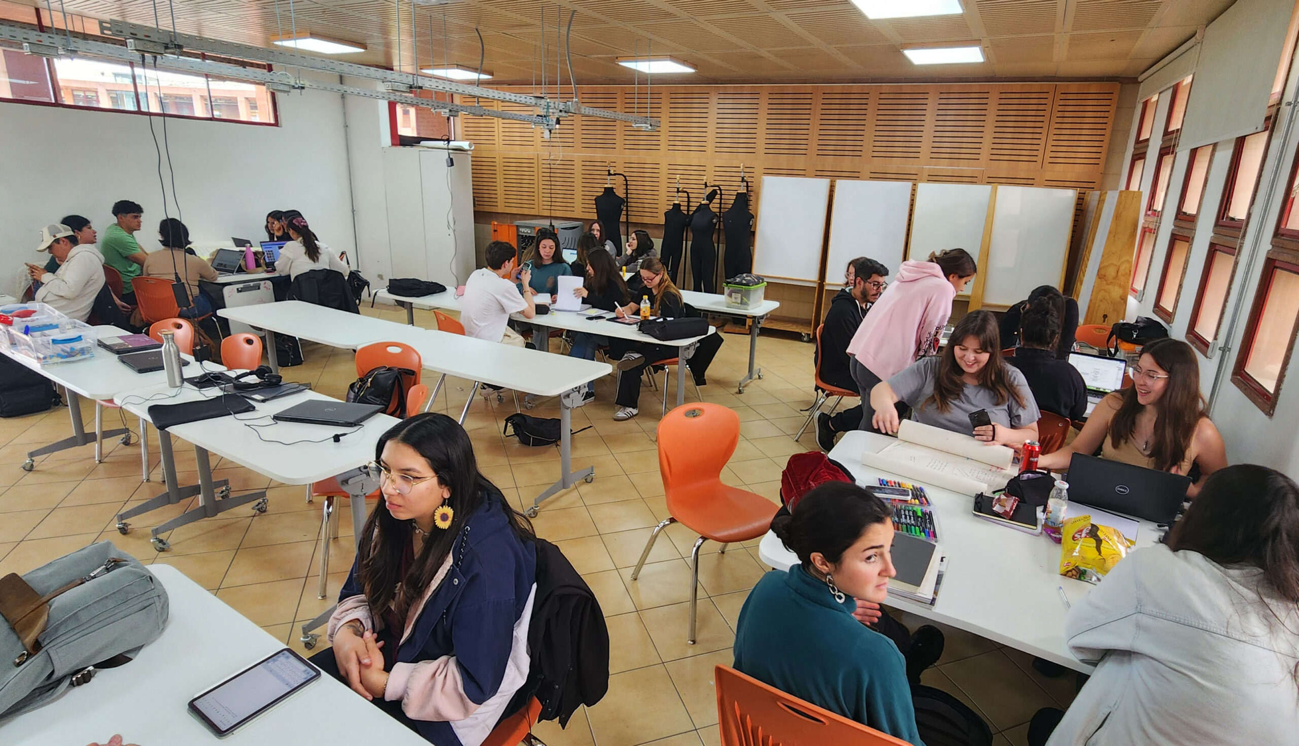 Lanzamiento Colectivo DAS