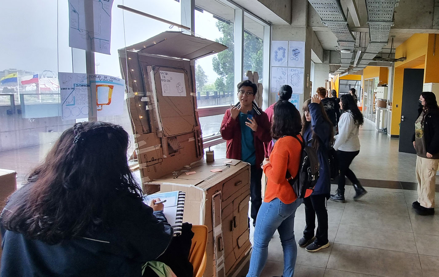 Diseño de Interfaces para Experiencias Domésticas