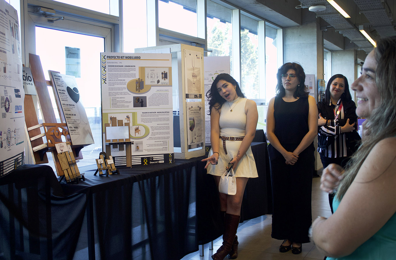 Kit Mobiliario La Casa del Vino