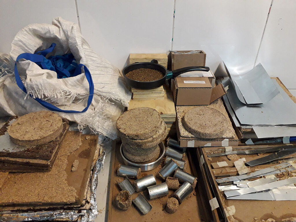 Desarrollo de Revestimiento Acústico con el uso de Algas (ALGÚSTICA)