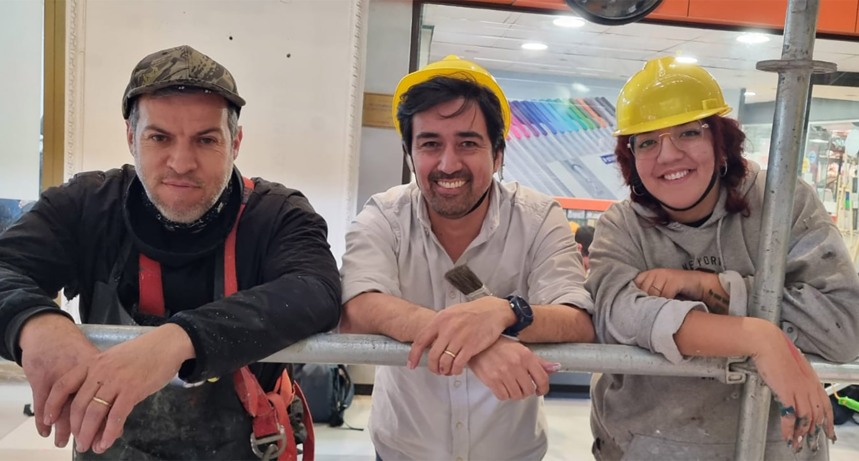 Intervención Plaza Los Maitenes, Mural Decorativo Apumanque